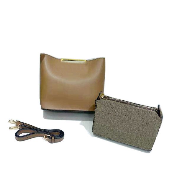 luxury saddle crossbody fends bags for womens multicolor handbag designer sling baguette the tote bag shoulder purses woman 7a fashion walle
luxury saddle crossbody fends bags for womens multicolor handbag designer sling baguette the tote bag shoulder purses woman 7a fashion walle