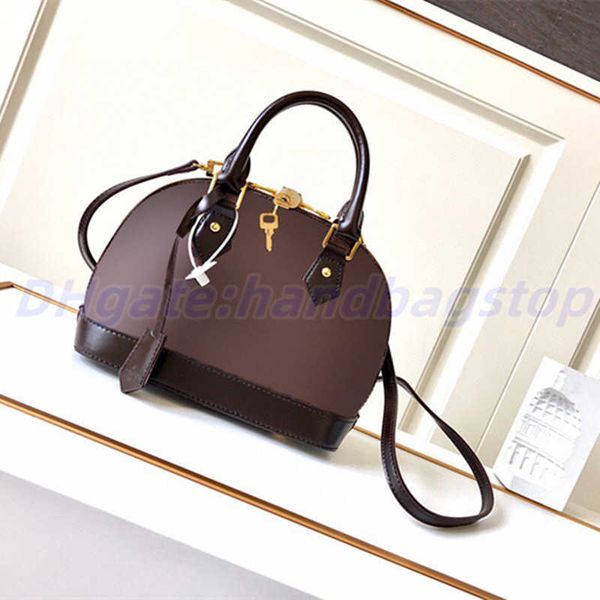 lvity designer luxury famous shoulder bags alma handle tote nylon handbags elling crossbody bag hobo baguette city handle
lvity designer luxury famous shoulder bags alma handle tote nylon handbags elling crossbody bag hobo baguette city handle