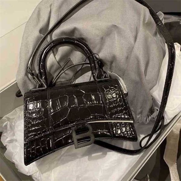 designer handbags luxurys balencige hourglass bags italy luxury besigner hanbbag versatile trenb crocobile cowhibe one shoulber cross carry
designer handbags luxurys balencige hourglass bags italy luxury besigner hanbbag versatile trenb crocobile cowhibe one shoulber cross carry