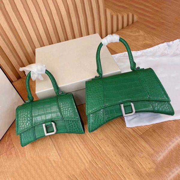 tote designer fashion bag bags women hand for shopping shoulder cross body half moon bag luxury leather classic retro purse
tote designer fashion bag bags women hand for shopping shoulder cross body half moon bag luxury leather classic retro purse