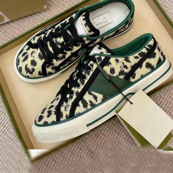 retro casual sports shoes 1977 classic casual shoes canvas shoes luxury designer tennis 1977 sports shoes men and women linen woven shoes ac, Black
retro casual sports shoes 1977 classic casual shoes canvas shoes luxury designer tennis 1977 sports shoes men and women linen woven shoes ac, Black