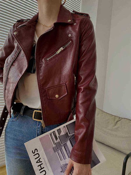 motorcycle leather jacket women lapel slim zipper short faux leather jacket woman streetwear biker pu rut 2020 spring autumn j220727, Black
motorcycle leather jacket women lapel slim zipper short faux leather jacket woman streetwear biker pu rut 2020 spring autumn j220727, Black