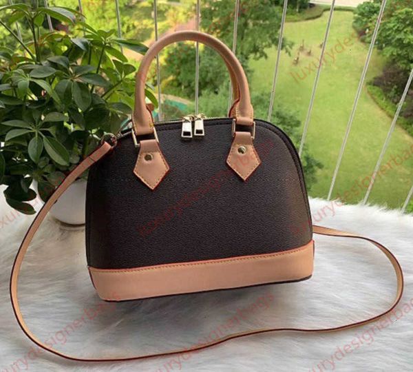 shoulder designers alma bb 25cm bags women 2022 s messenger bag leather luxurys handbag wallet purse crossbody tote with lock key
shoulder designers alma bb 25cm bags women 2022 s messenger bag leather luxurys handbag wallet purse crossbody tote with lock key