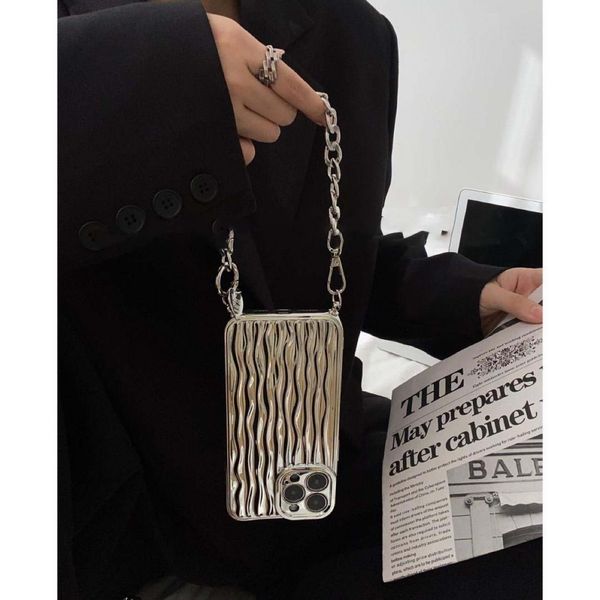 fashion personality silver cross body chain mobile phone case for iphone 14 pro max 13 12 mini 11 x/xs 8 7 plus pro cool vertical pattern
fashion personality silver cross body chain mobile phone case for iphone 14 pro max 13 12 mini 11 x/xs 8 7 plus pro cool vertical pattern