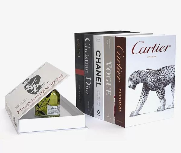 luxury simulation fake figurines books for decor openable storage box modern simple coffee table villa le home bedroom room props 1217895
luxury simulation fake figurines books for decor openable storage box modern simple coffee table villa le home bedroom room props 1217895