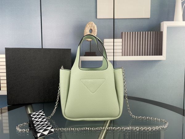 luxurys designers bags high-capacity handbag women ladies luxury designers bag 2022 new fashion
luxurys designers bags high-capacity handbag women ladies luxury designers bag 2022 new fashion