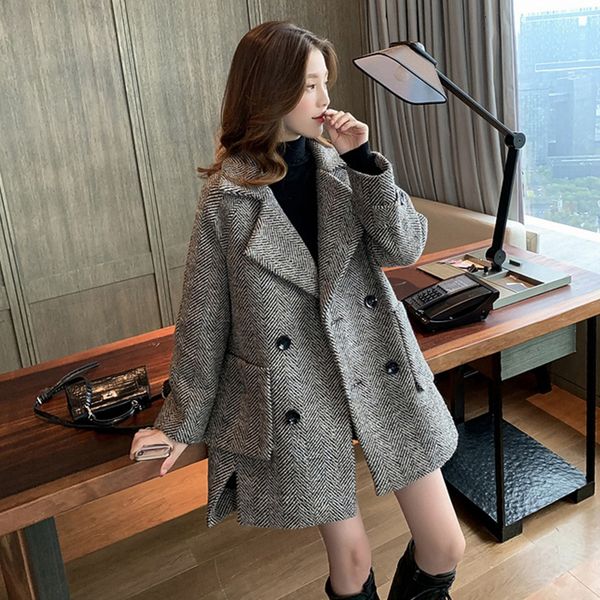 women's wool blends plaid coat woolen blazer autumn and winter thickened small mid-length coat 221114, Black
women's wool blends plaid coat woolen blazer autumn and winter thickened small mid-length coat 221114, Black