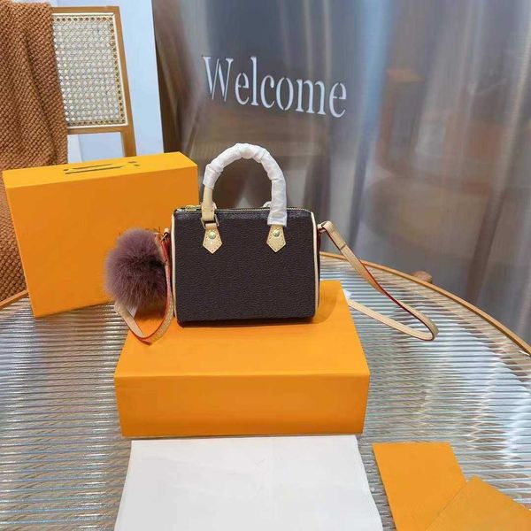 designers luxury bags for womens louiseity 1 viutonity handbags lvs crossbody shoulder the tote bag multicolour capacity versatile 7a wallet
designers luxury bags for womens louiseity 1 viutonity handbags lvs crossbody shoulder the tote bag multicolour capacity versatile 7a wallet