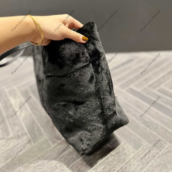 designer bag crossbody luxurys designers bag women hairy ladies totes shopping leather bags shouder high capacity purse handbag 39cm
designer bag crossbody luxurys designers bag women hairy ladies totes shopping leather bags shouder high capacity purse handbag 39cm