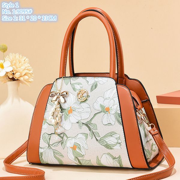 wholesale factory ladies shoulder bags 2 elegant atmospheric printed leather handbags daily joker double zipper handbag sweet tassel fashion
wholesale factory ladies shoulder bags 2 elegant atmospheric printed leather handbags daily joker double zipper handbag sweet tassel fashion
