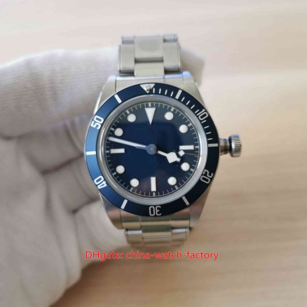zf maker mens watch better quality watches 41mm heritage 79230b blue dial 904l steel sapphire glass swiss eta 2824-2 movement mechanical aut, Slivery;brown
zf maker mens watch better quality watches 41mm heritage 79230b blue dial 904l steel sapphire glass swiss eta 2824-2 movement mechanical aut, Slivery;brown