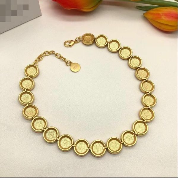 luxurious women necklaces bracelet earring rings hairpin set banshee medusa portrait 18k gold plated new designed designer jewelry ladies --, Black
luxurious women necklaces bracelet earring rings hairpin set banshee medusa portrait 18k gold plated new designed designer jewelry ladies --, Black
