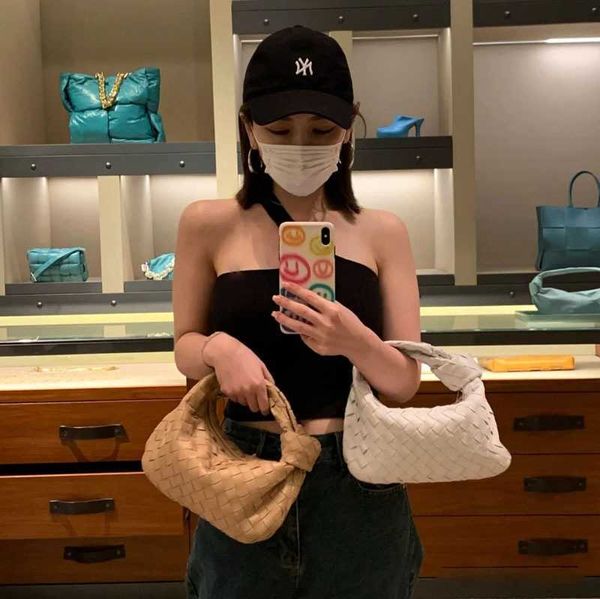 jodies cowhide bottegas bag designer hobo bags venetas woven 2023 women's mini knotted cloud dumpling underarm handbag qkzy es9d
jodies cowhide bottegas bag designer hobo bags venetas woven 2023 women's mini knotted cloud dumpling underarm handbag qkzy es9d
