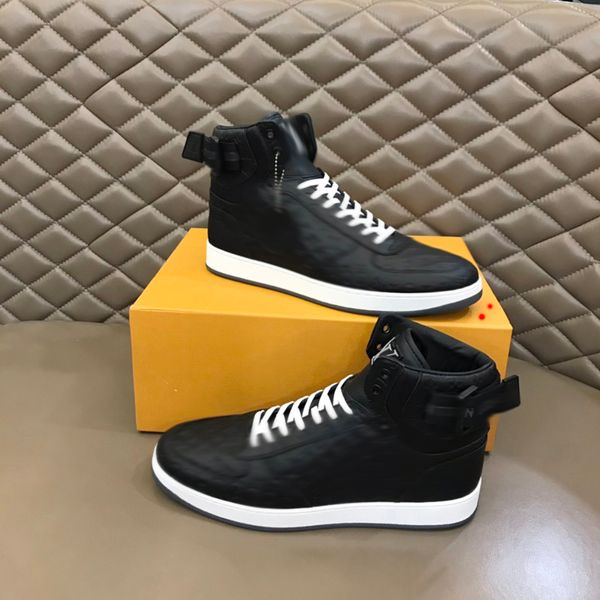 designer men ankle boot luxury brand platform letter printing martin boots genuine man leather winter booties shoes with box size 39-45 -k05, Black
designer men ankle boot luxury brand platform letter printing martin boots genuine man leather winter booties shoes with box size 39-45 -k05, Black