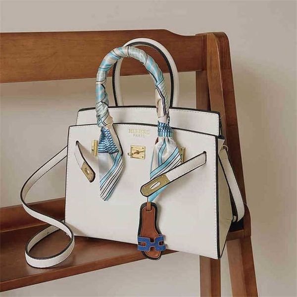 female design bag new simple versatile messenger sling one shoulder tote purse
female design bag new simple versatile messenger sling one shoulder tote purse