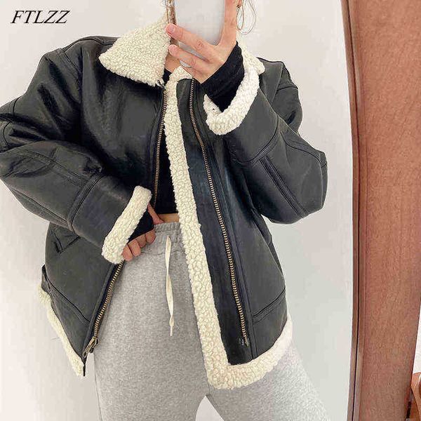 ftlzz autumn winter women faux soft leather lamb fur coat streetwear female moto biker loose warm jacket ladies thick outfit j220727, Black
ftlzz autumn winter women faux soft leather lamb fur coat streetwear female moto biker loose warm jacket ladies thick outfit j220727, Black