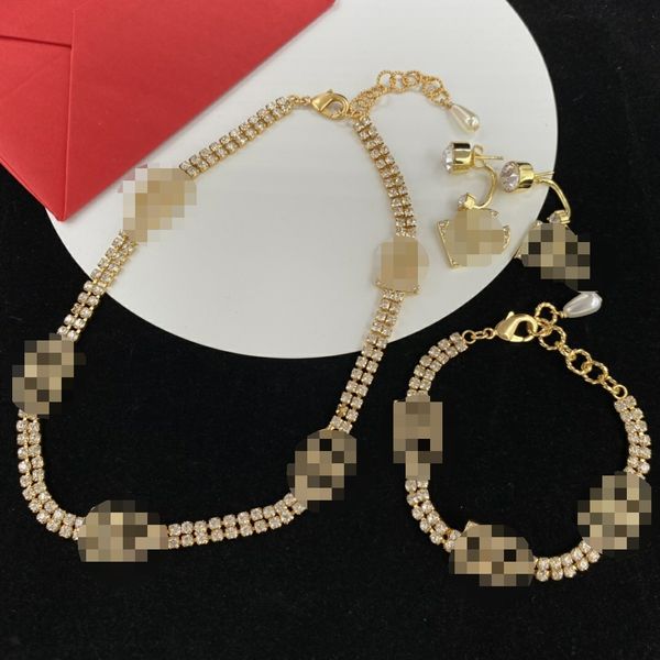 classic designed brass necklace bracelet diamond d letter earrings womens all-match pearl pendant necklaces fashion designer jewelry hds1 -0, Black
classic designed brass necklace bracelet diamond d letter earrings womens all-match pearl pendant necklaces fashion designer jewelry hds1 -0, Black