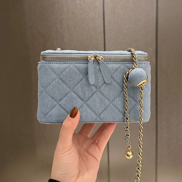 women denim crush ball cosmetic case designer bags blue quilted gold metal hardware leather chain matelasse vanity card holder luxuries larg
women denim crush ball cosmetic case designer bags blue quilted gold metal hardware leather chain matelasse vanity card holder luxuries larg