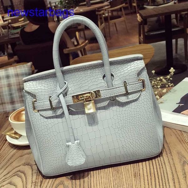 herme brikin bag designer bags handbag online store guangzhou women's bag 2022 new fashion women's handbag fashion shoulder bag ha
herme brikin bag designer bags handbag online store guangzhou women's bag 2022 new fashion women's handbag fashion shoulder bag ha