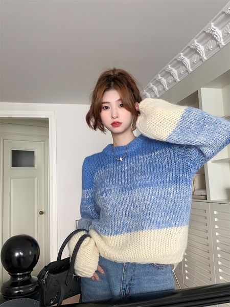 fashion women's sweater loose sleeve round neck cute navy blue contrast color casual look winter knit wear top, White;black
fashion women's sweater loose sleeve round neck cute navy blue contrast color casual look winter knit wear top, White;black
