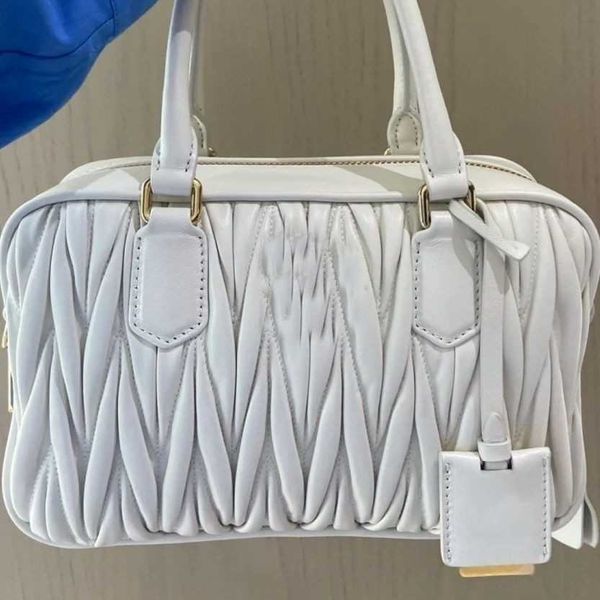 women's luxury handbags designer fashion miu cloud tote bags delicate sheepskin boston pillow single shoulder messenger bag factory dir
women's luxury handbags designer fashion miu cloud tote bags delicate sheepskin boston pillow single shoulder messenger bag factory dir