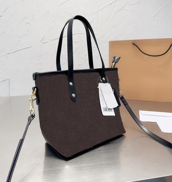 fashion mini totes shopping bag classic printing womens handbag leisure luxury leather single-shoulder bag designer bags handbags cross body
fashion mini totes shopping bag classic printing womens handbag leisure luxury leather single-shoulder bag designer bags handbags cross body