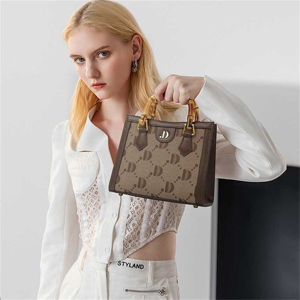 bags bag women's high-capacity high-quality temperament 2022 new shoulder bag design purse
bags bag women's high-capacity high-quality temperament 2022 new shoulder bag design purse