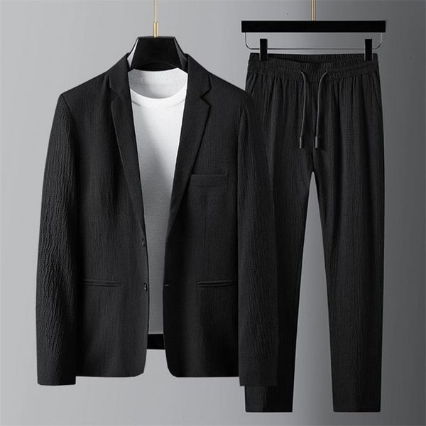 mens tracksuits spring summer fashion suit men blazer pants stripe pleats long sleeve turndown collar jacket drawstring trousers for wedding, Gray
mens tracksuits spring summer fashion suit men blazer pants stripe pleats long sleeve turndown collar jacket drawstring trousers for wedding, Gray