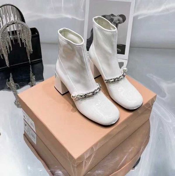 women boots ankle booties ladies shoes thick bottom color black luxury highet quality
women boots ankle booties ladies shoes thick bottom color black luxury highet quality