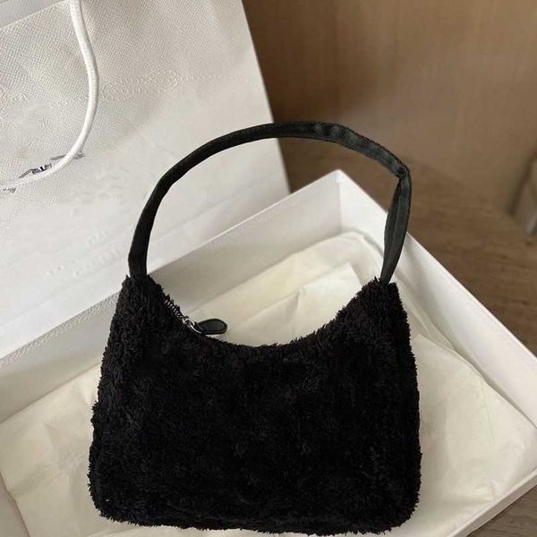 luxury designer handbags shoulder bags crossbody bag tote women's fashion lamb plush underarm bags classic everything factory direct sa
luxury designer handbags shoulder bags crossbody bag tote women's fashion lamb plush underarm bags classic everything factory direct sa