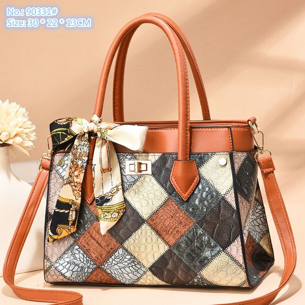 wholesale factory ladies shoulder bags 6 color trend three-layer fashion handbag elegant atmosphere contrast color leather tote bag sweet ri
wholesale factory ladies shoulder bags 6 color trend three-layer fashion handbag elegant atmosphere contrast color leather tote bag sweet ri