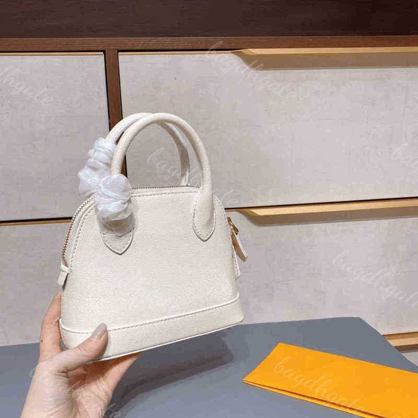 lvity designer luxury bag shoulder women handbag female white leather fashion tote shell package
lvity designer luxury bag shoulder women handbag female white leather fashion tote shell package