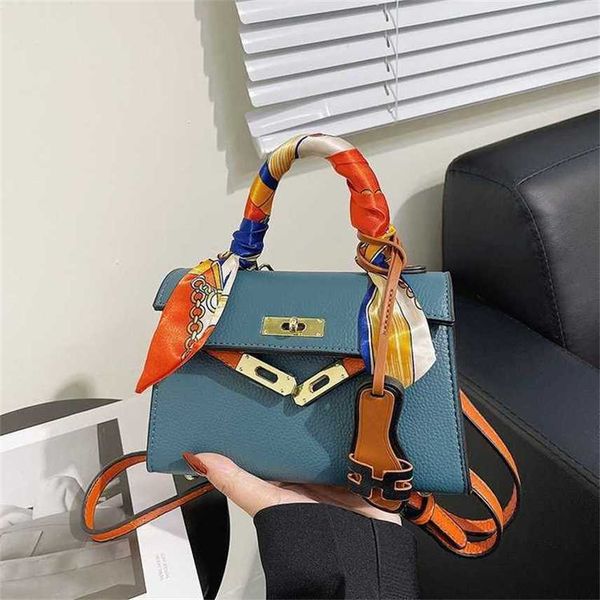 evening bags princess women 2022 new buckle handheld women's one shoulder crossbody bag
evening bags princess women 2022 new buckle handheld women's one shoulder crossbody bag