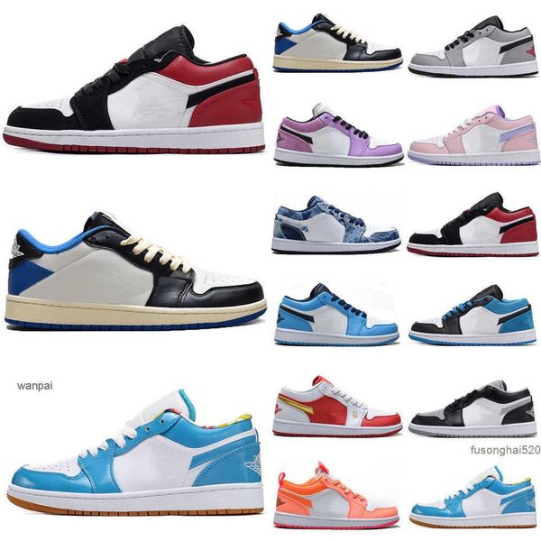 university blue black low 1 1s basketball shoes sneakers mens womens unc light smoke grey game royal pine green south side shadow concord ai
university blue black low 1 1s basketball shoes sneakers mens womens unc light smoke grey game royal pine green south side shadow concord ai