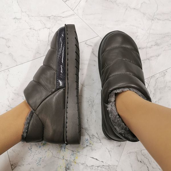 boots women outside ankle keep warm snow woman waterproof winter shoe thick cotton fabric soft female footwear 221114, Black
boots women outside ankle keep warm snow woman waterproof winter shoe thick cotton fabric soft female footwear 221114, Black