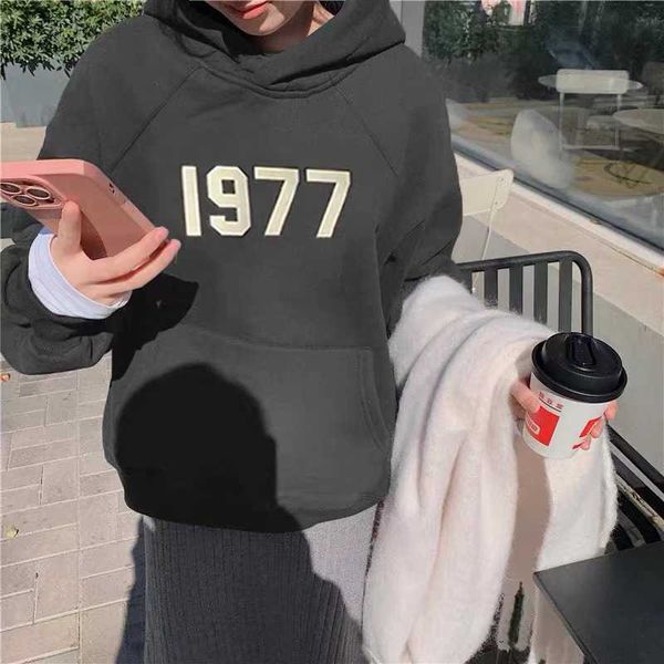 designer mens womens hoodie essentialss sweatshirts winter sweaters fear god hoodie double line season 1977 couple loose loose casual, Black
designer mens womens hoodie essentialss sweatshirts winter sweaters fear god hoodie double line season 1977 couple loose loose casual, Black