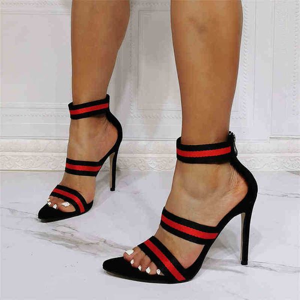 fine thread pointed with color contrast large 47 banquet high-heeled sandals, Black
fine thread pointed with color contrast large 47 banquet high-heeled sandals, Black