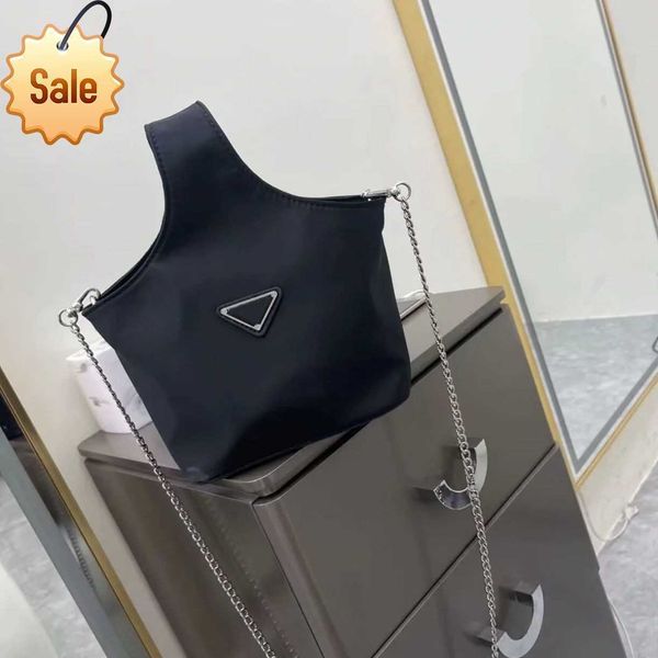 luxury designer shoulder bags women's basket carry-on chain design totebag fashion multifunctional large capacity new crossbody bag fac
luxury designer shoulder bags women's basket carry-on chain design totebag fashion multifunctional large capacity new crossbody bag fac
