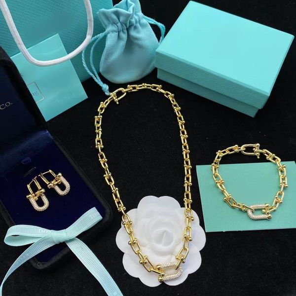 new set necklace u-shaped diamond earrings designer necklaces hip hop trend women's luxury bracelet three-piece set with gift box, Silver
new set necklace u-shaped diamond earrings designer necklaces hip hop trend women's luxury bracelet three-piece set with gift box, Silver