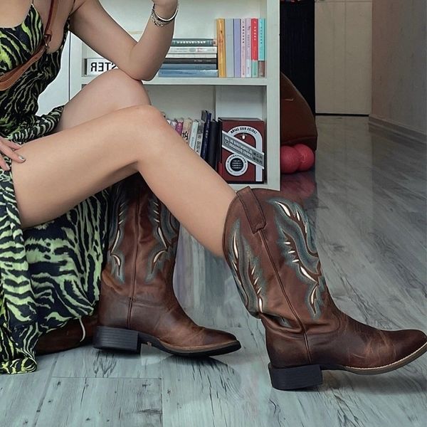 boots cowboy cowgirls western mid calf boots for women chunky heel embriodery sip on vintage brand designer comfy shoes woman 221114, Black
boots cowboy cowgirls western mid calf boots for women chunky heel embriodery sip on vintage brand designer comfy shoes woman 221114, Black