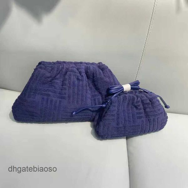 bag towel fold bags winter pouch shoulder designer autumn venet fashion single bottegas diagonal embossed cross hand cloud 4q5a se5f
bag towel fold bags winter pouch shoulder designer autumn venet fashion single bottegas diagonal embossed cross hand cloud 4q5a se5f