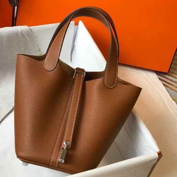 designer original basket bags bag large hand h vegetable picotin women s fashion locks capacity bucket 2023 single shoulder messenger hw18cv
designer original basket bags bag large hand h vegetable picotin women s fashion locks capacity bucket 2023 single shoulder messenger hw18cv