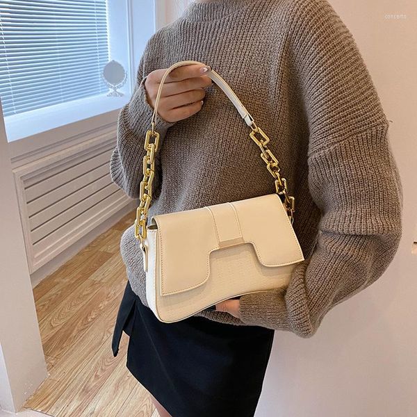 shoulder bags fashion pu female design chain belt bag portable messenger simple tote large capacity 
shoulder bags fashion pu female design chain belt bag portable messenger simple tote large capacity