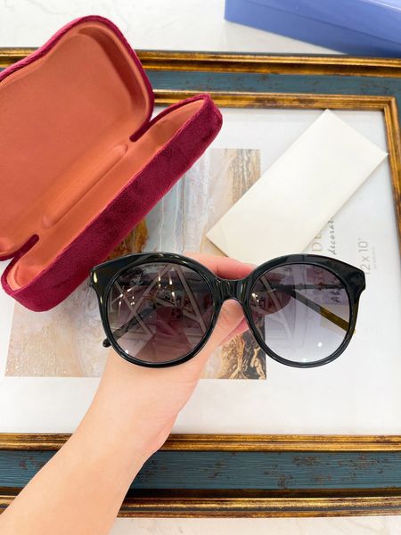 womens sunglasses for women men sun glasses mens 0686 fashion style protects eyes uv400 lens with random box and case, White;black
womens sunglasses for women men sun glasses mens 0686 fashion style protects eyes uv400 lens with random box and case, White;black