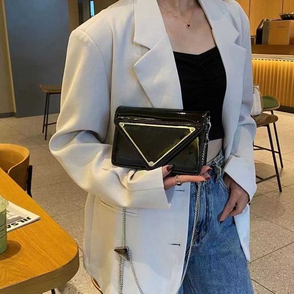 women's luxury designer shoulder bags tote new fashion triangle cross-body single bag delicate chain small square envelope purse factor
women's luxury designer shoulder bags tote new fashion triangle cross-body single bag delicate chain small square envelope purse factor
