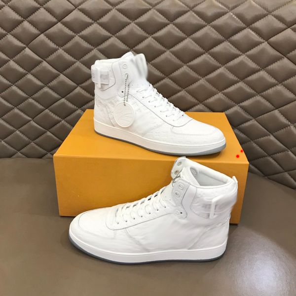 fashion man timber platform land boots designer mens leather shoes ankle winter boot for cowboy yellow red blue black pink hiking work motor
fashion man timber platform land boots designer mens leather shoes ankle winter boot for cowboy yellow red blue black pink hiking work motor