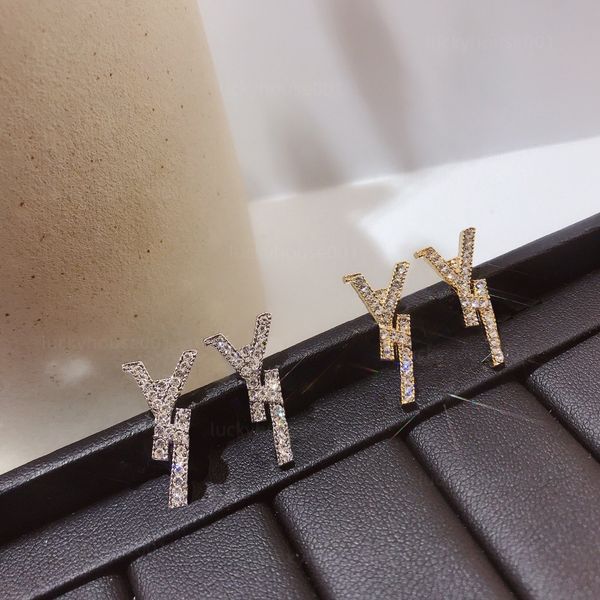 luxury designer brand new letter charm earrings classic inlaid diamond earringss 316l stainless steel fashion silver elegant womens wedding, Golden
luxury designer brand new letter charm earrings classic inlaid diamond earringss 316l stainless steel fashion silver elegant womens wedding, Golden