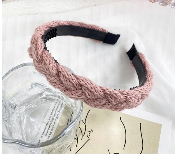 korean retro designer letters print headband women girls red green stripe wide hair twist turban headwrap head, Silver
korean retro designer letters print headband women girls red green stripe wide hair twist turban headwrap head, Silver