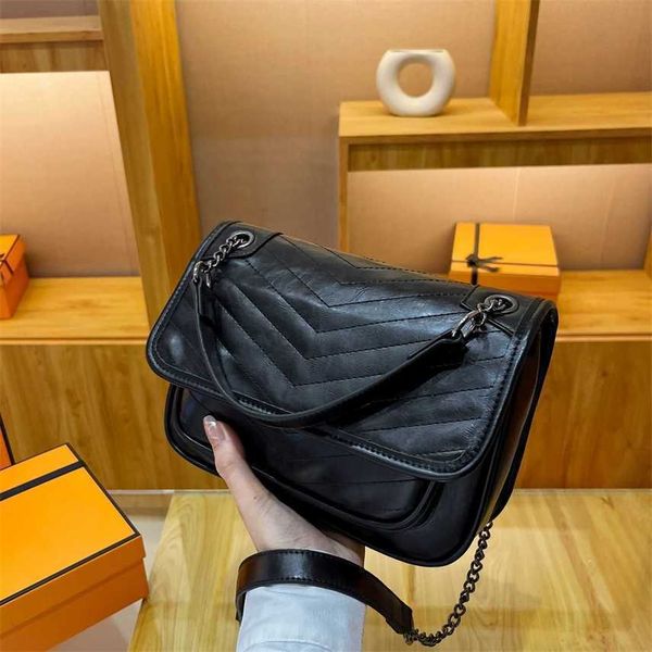 messenger bags bags 2022 new postman bag cracked chain sling single shoulder diagonal span leisure
messenger bags bags 2022 new postman bag cracked chain sling single shoulder diagonal span leisure