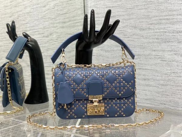 hand bag women's luxury designer limited series classic chain buckle bags mini lucky star willow nail beads inlaid plaid calfskin fashi
hand bag women's luxury designer limited series classic chain buckle bags mini lucky star willow nail beads inlaid plaid calfskin fashi